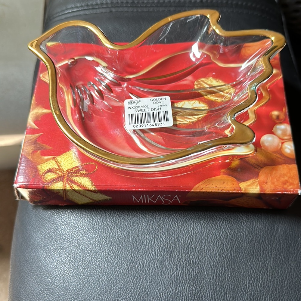 Mikasa Golden Dove Sweet Dish NIB